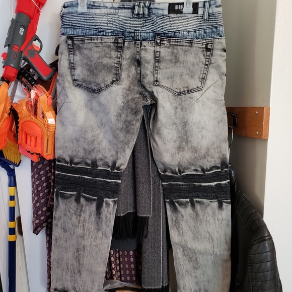Size 38x3 Designer Urban Jeans Lightly 